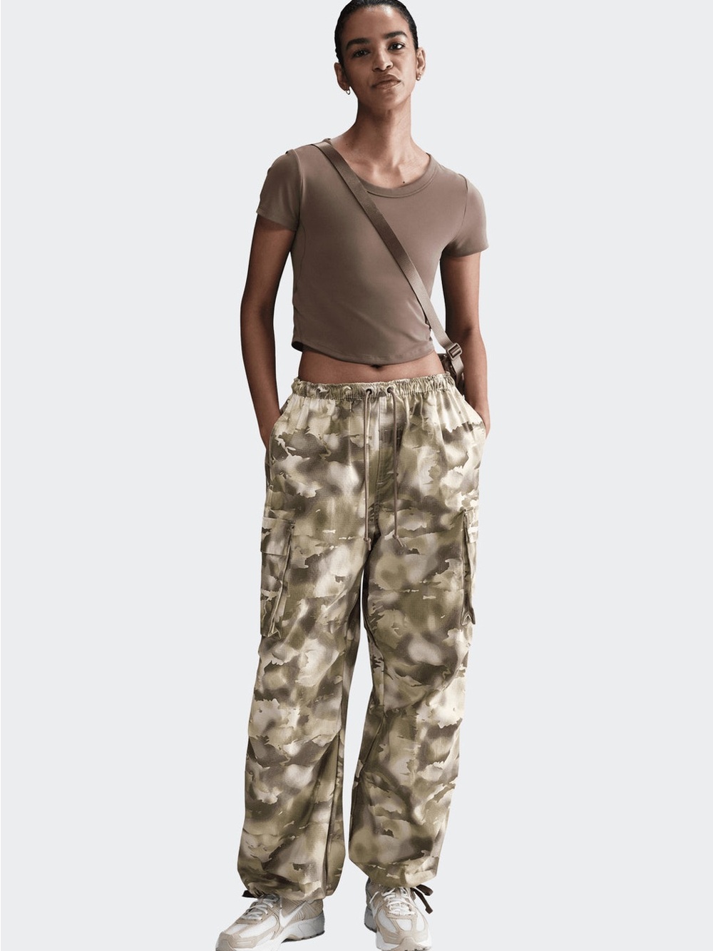 Nike Sportswear Camo Cargo Relaxed Women's Pants (09G0699) Skater